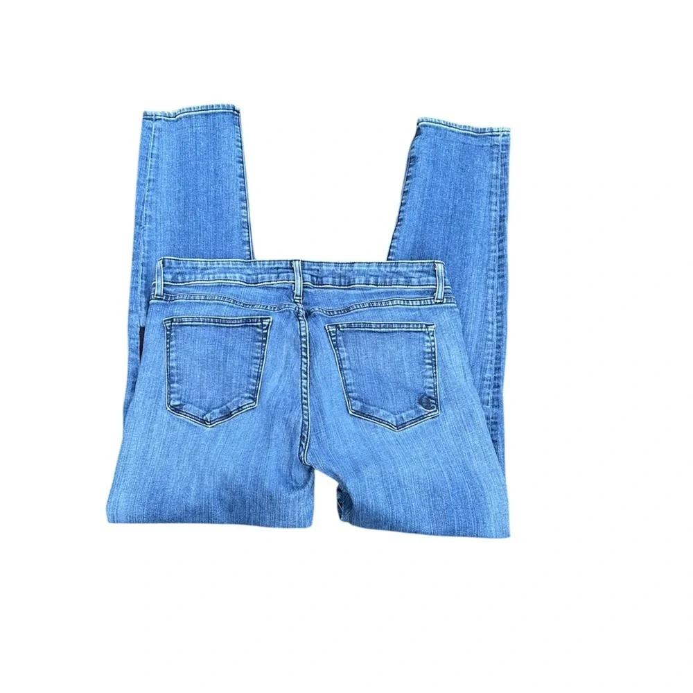 Women Blue Jeans with designer, black frontal patch by Cookie Johnson size 31 - Picture 3 of 5